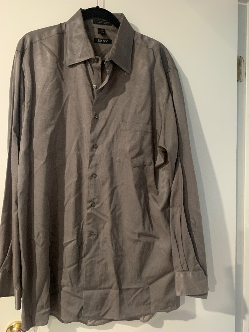 DKNY men’s shirt Large 16.5/34/35